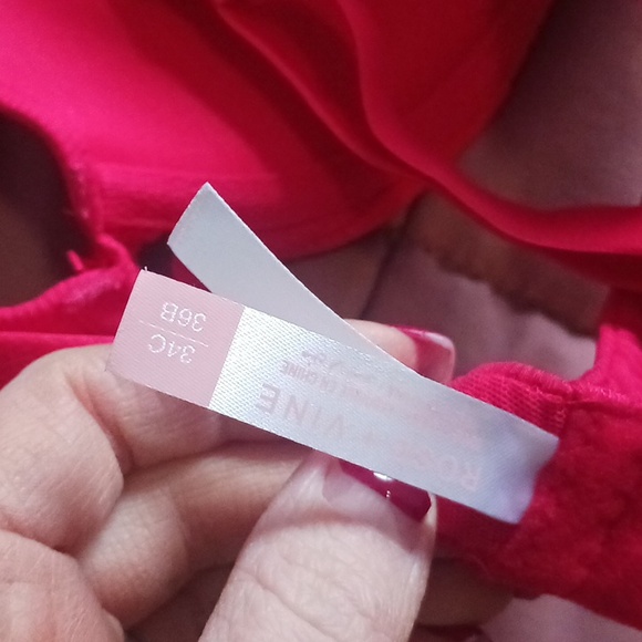 Bra. 34c - Picture 2 of 3